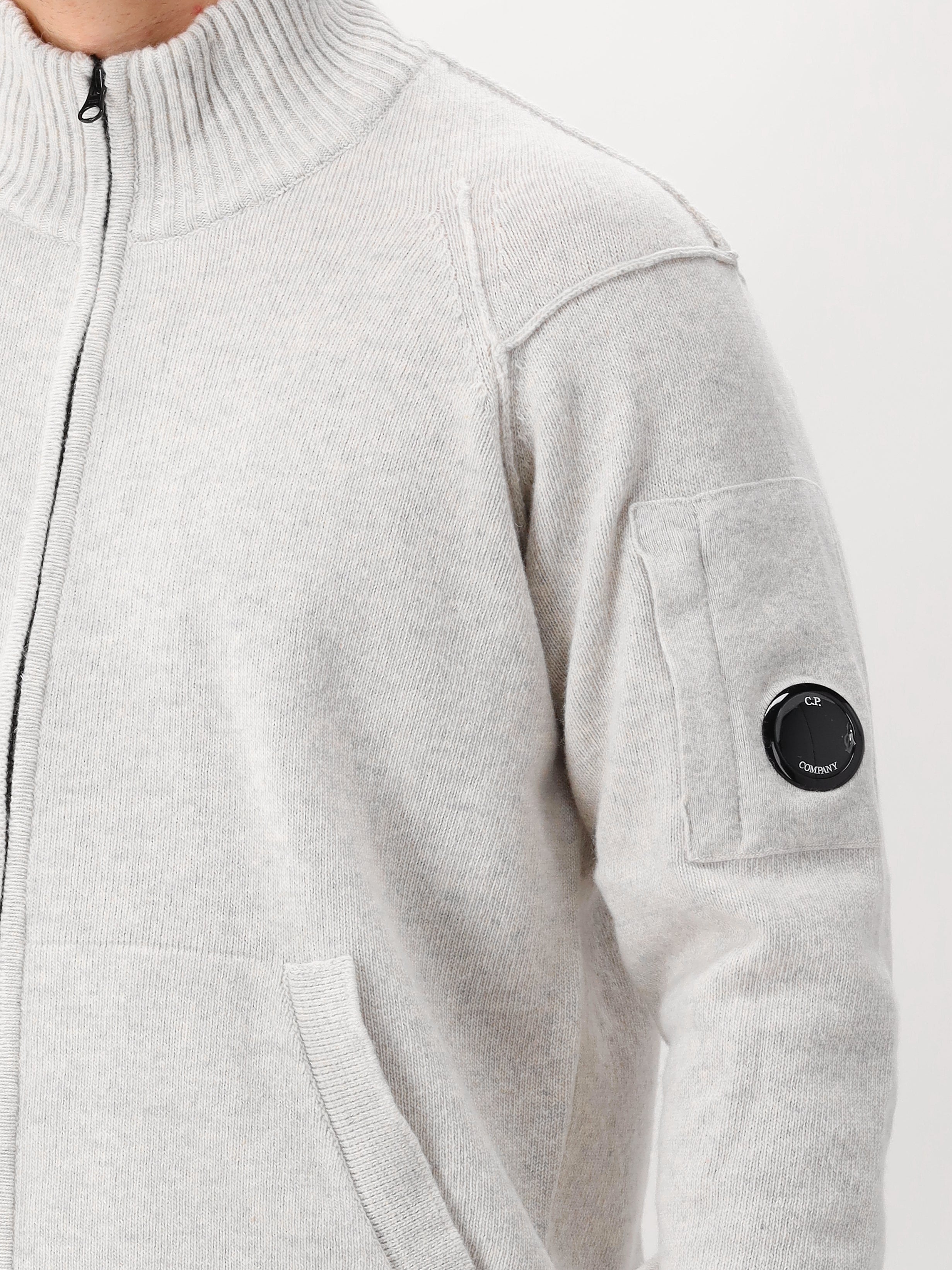 Cp Company Gebreid Vest Grijs Lambswool Grs